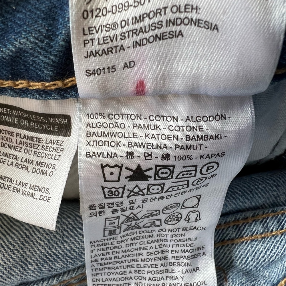 Levi's Light Blue Straight women’s orange tag Jeans - Picture 6 of 7